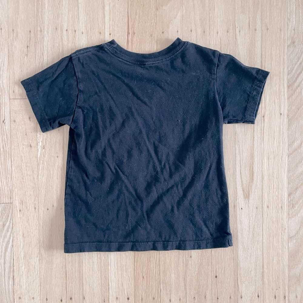 Graphic Tee - Picture 2 of 6